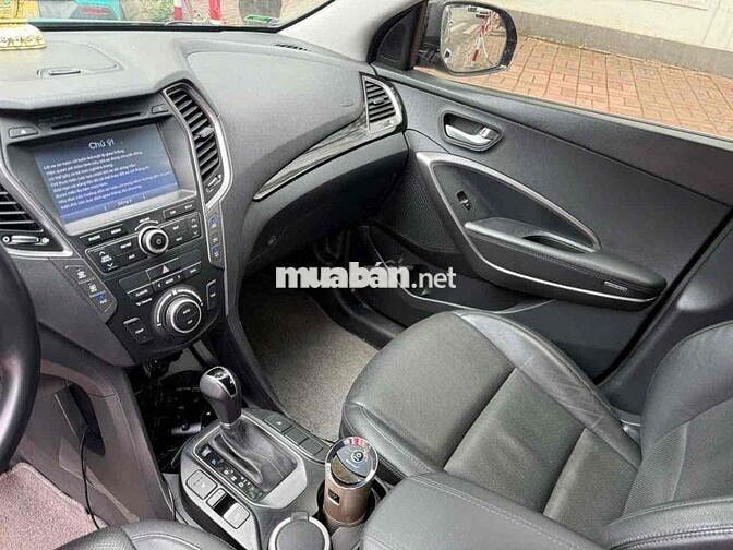 Hyundai SantaFe 2015 Xăng Tự động 70000 km Đen