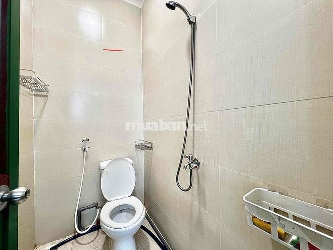 Cho thuê phòng ban công gần Đầm Sen 4.000.000/tháng