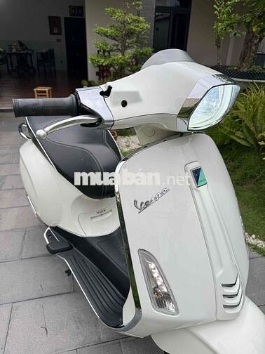 Vespa Sprint 125Abs 2018 trắng rin xe chuẩn lướt