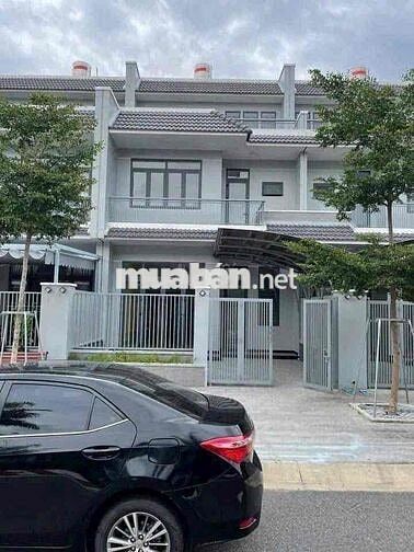 Nhà phú mỹ khu TMai- dịch vụ 117m 3 phòng ngủ full nội thất, thủ dầu 1