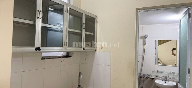 Chính chủ tôi có 1P tầng 5 40m2 khép kín cho thuê giá rẻ