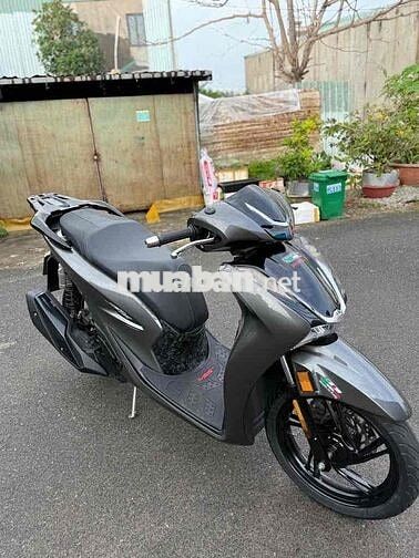 Honda SH 150i Xám