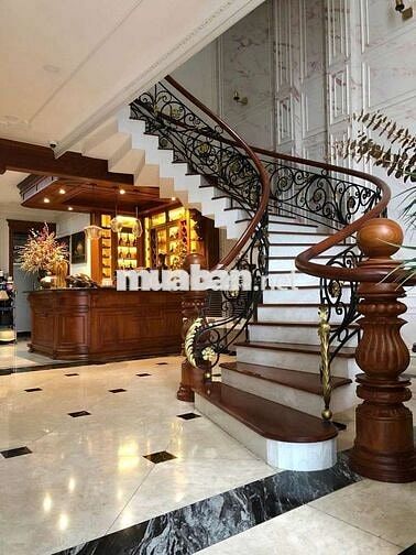 Biệt Thự Định Danh_ 305m2 , Trung Tâm Trường Thọ, Thủ Đức. 