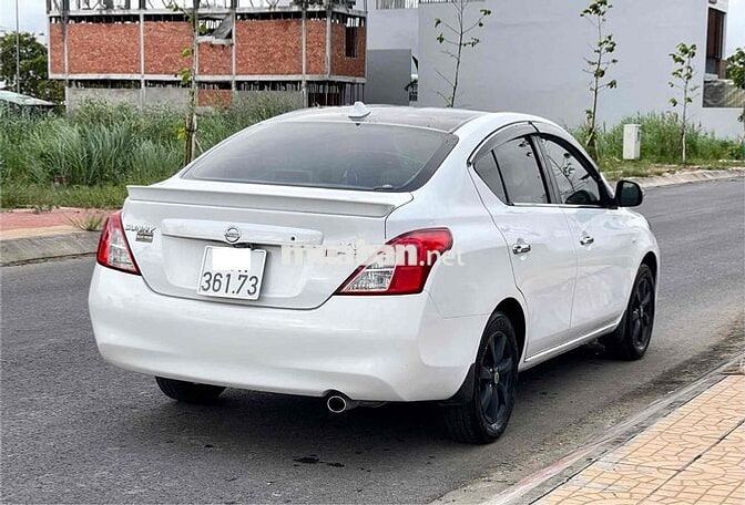 Nissan Sunny 2017 Trắng 99000 km