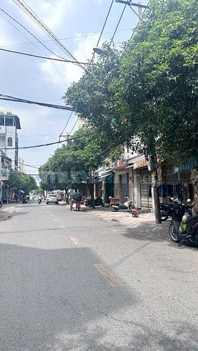 Mặt tiền Trần Nguyên Hãn P13Q8 (P.Bình Đông)