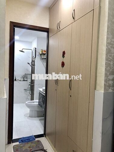 Cần cho thuê căn hộ The Mansion  Nguyễn Văn Linh 2pn, 2wc 6tr, full.