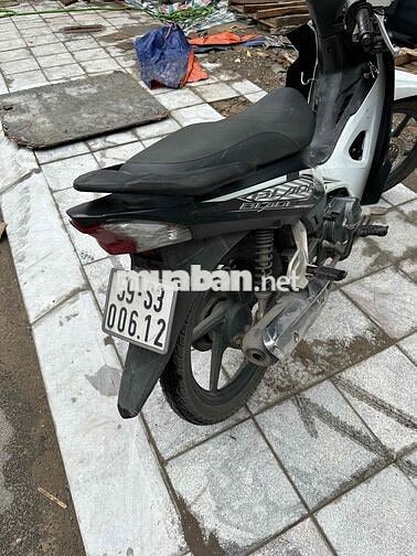 Honda Blade 2018 Sport Trắng đen