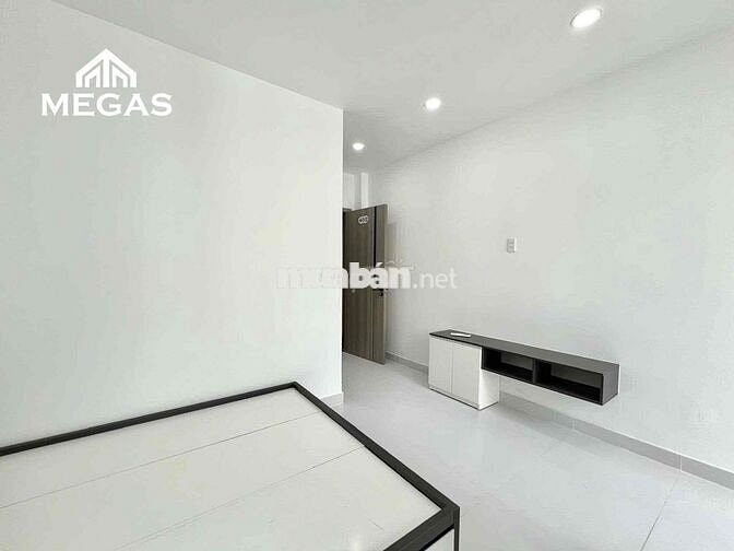 KHAI TRƯƠNG STUDIO BANCONG GẦN CẦU VƯỢT 3/2 - QUẬN 10