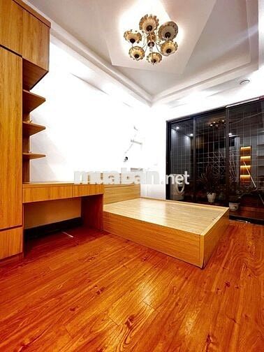 Nhà phố Cự Lộc , nhà đẹp về ở ngay 
