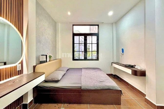 3 tỷ 190 - Cần thanh lý căn nhà Thích Quảng Đức - Phú Nhuận - SHR