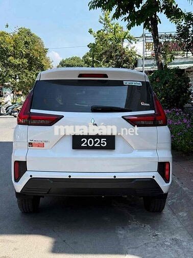Mitsubishi Xpander 2025 AT Trắng