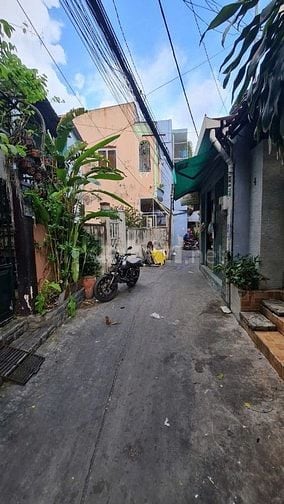 Nhà 1/ hẻm 3.2m Tô Hiến Thành_3.2mx18m.NH(CN 54.4m2)_Trệt_Giá 5.9 tỷ