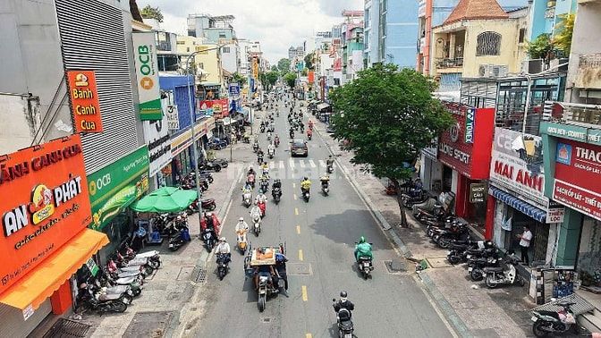 Bán nhà mặt tiền kinh doanh đường Tô Hiến Thành, Phường 15, Quận 10