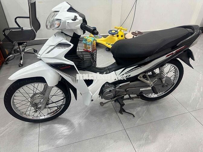 Honda Blade 2016 Trắng Bstp
