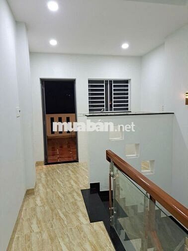 Nhà Nha trang -2t cho thuê 30tr  Nguyễn Thị Minh Khai cách biển 800m i