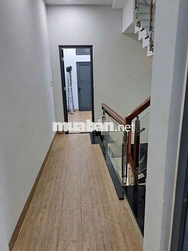 Nhà Nha trang -2t cho thuê 30tr  Nguyễn Thị Minh Khai cách biển 800m i