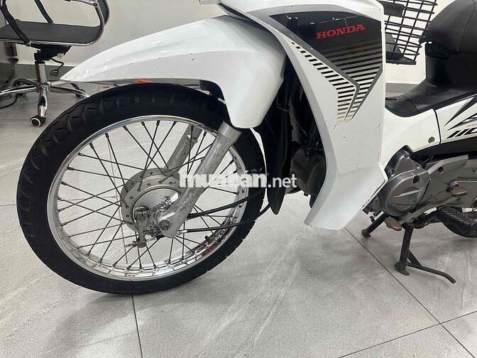Honda Blade 2016 Trắng Bstp
