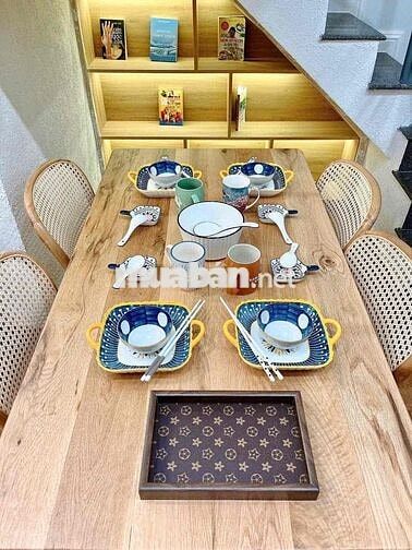 NHÀ FULL NỘI THẤT 2 PHÒNG NGỦ MẶT TIỀN ĐINH CÔNG TRÁNG