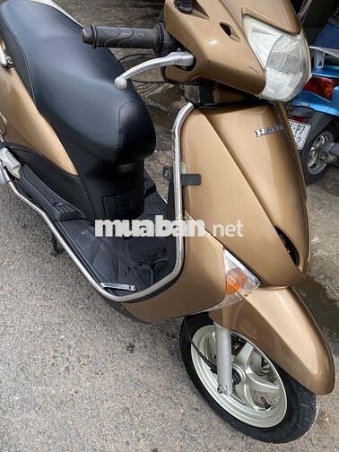 Honda Lead 2011 Vàng đồng