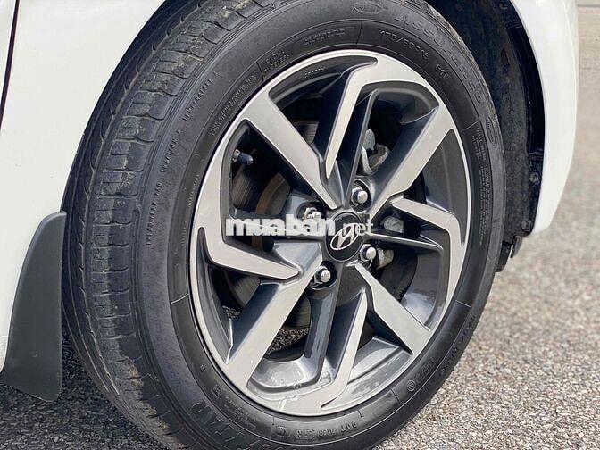 Hyundai I10 2022 Trắng 40000 km