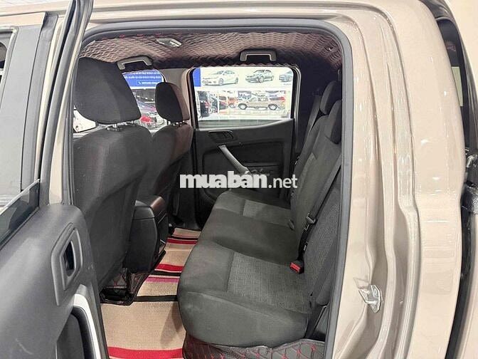 Ford Ranger XLS 2021 2.2L 4X2AT nhập khẩu
