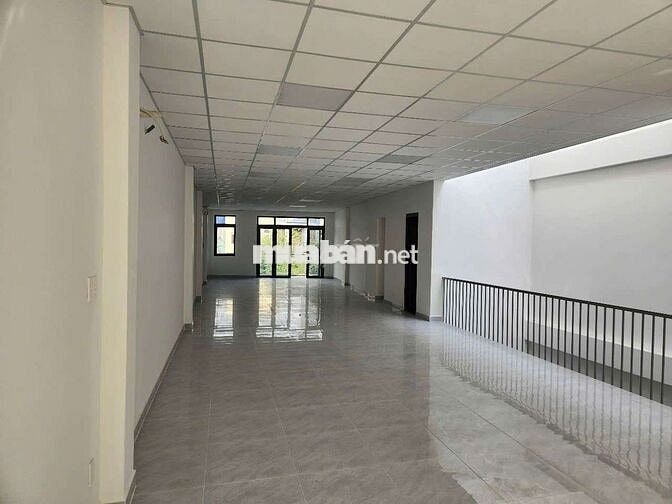 CHO THUÊ TOÀ NHÀ 6X24(TRỆT+3LẦU+THANG MÁY) LÊ TRỌNG TẤN TÂN PHÚ 