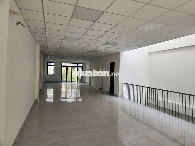 CHO THUÊ TOÀ NHÀ 6X24(TRỆT+3LẦU+THANG MÁY) LÊ TRỌNG TẤN TÂN PHÚ 