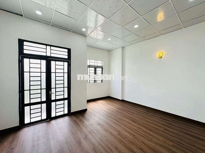 NHÀ 2 TẦNG GẦN CHỢ LONG THƯỢNG FULL NỘI THẤT TRỌN GÓI 1 TỶ 980