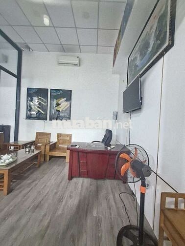cho thuê nhà mới đẹp mặt đường hẻm 8m thông xe tải 