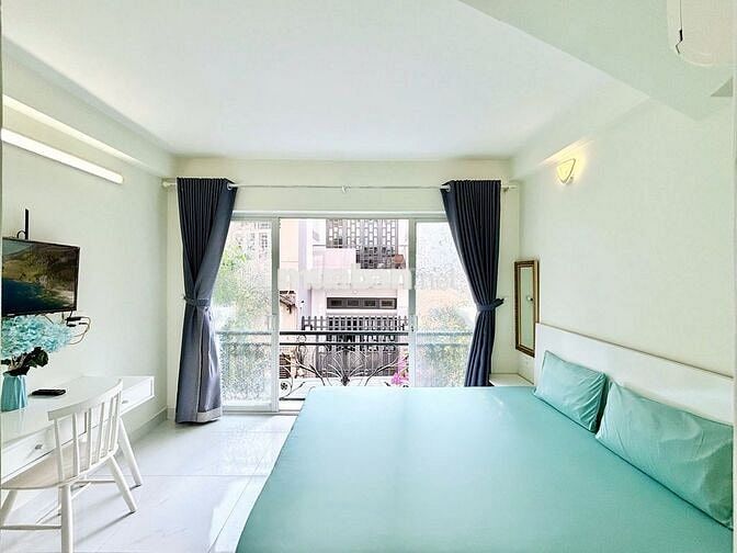 Căn hộ tách bếp 30m2 cửa sổ trời - Nguyễn Thiện Thuật gần Bùi Viện