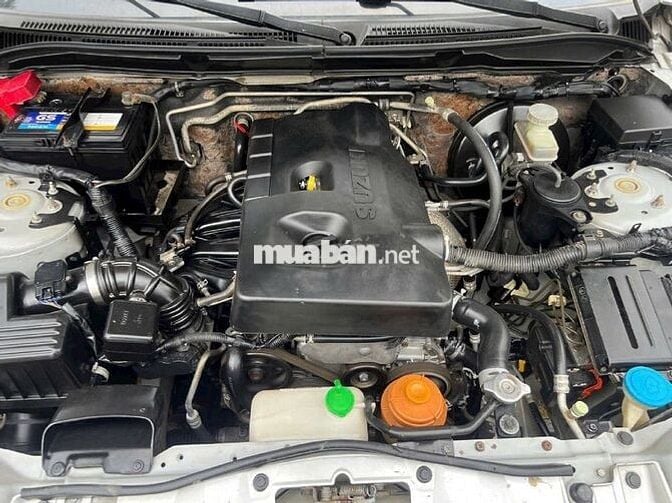 Suzuki Grand Vitara 2011 2.0L Ghi bạc
