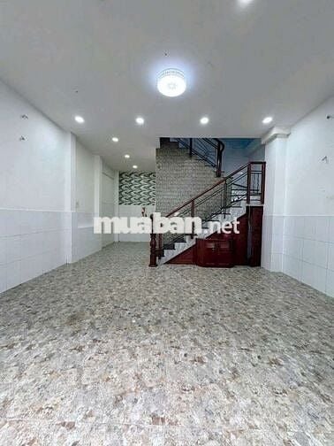 Nhà Sẵn Máy Lạnh Giáp Lê Thị Hà