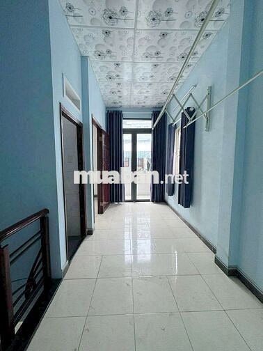 Nhà Sẵn Máy Lạnh Giáp Lê Thị Hà