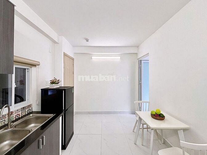 Căn hộ tách bếp 30m2 cửa sổ trời - Nguyễn Thiện Thuật gần Bùi Viện