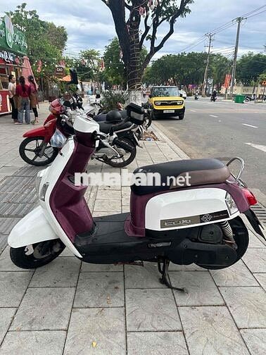 Yamaha Cuxi Fi màu Trắng Tím