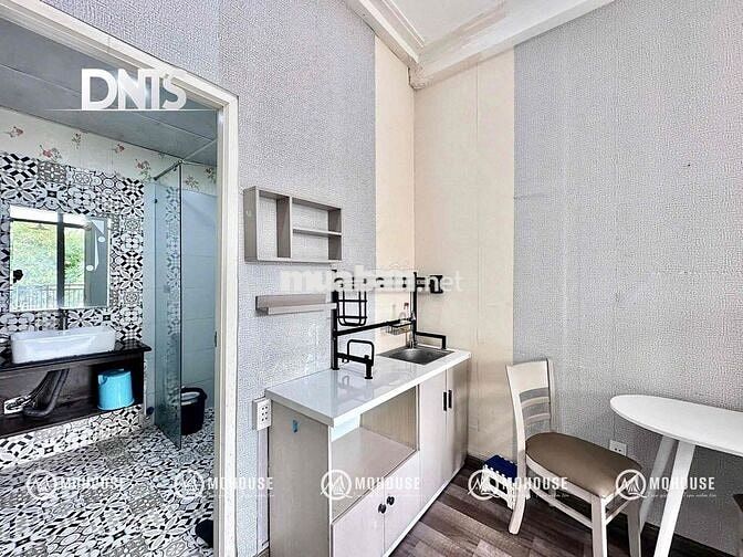 Chốt Căn hộ Balcony_Cửa sổ_Đón nắng_Sạch sẽ_Full NT_CMT8Q3