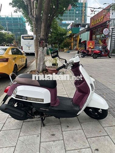 Yamaha Cuxi Fi màu Trắng Tím