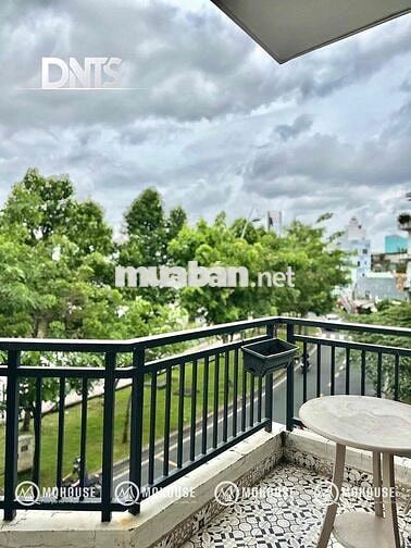 Chốt Căn hộ Balcony_Cửa sổ_Đón nắng_Sạch sẽ_Full NT_CMT8Q3
