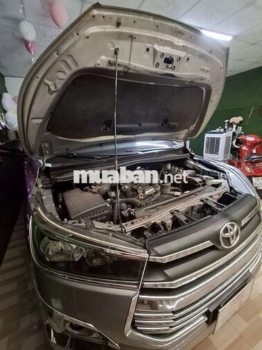 Toyota Innova 2017 Bạc