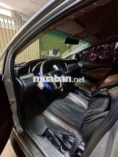 Toyota Innova 2017 Bạc