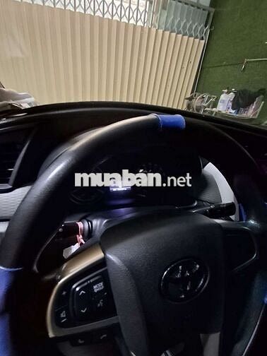 Toyota Innova 2017 Bạc