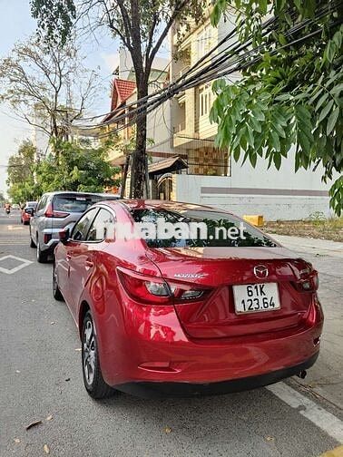 Mazda 2 2015 Đỏ 110.000 km