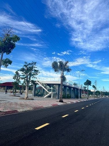 Bán nhà lô góc hơn 100m2 hơn 1tỷ là sở hữu ngay, Sổ hồng riêng