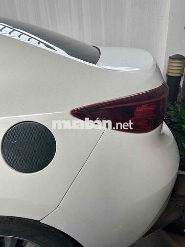 Mazda Mazda3 2016 Trắng gia đình