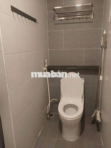 CHO THUÊ NHÀ 3 MẶT TIỀN HẺM XE HƠI - GẦN CHỢ TAM HÀ  LINH ĐÔNG.