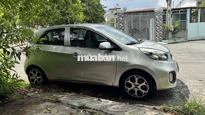 KIA Morning số sàn màu Bạc