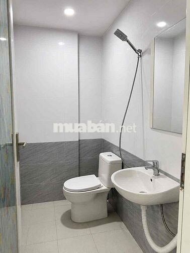 cần cho thuê nhà mặt tiền bến xe đường 7m5