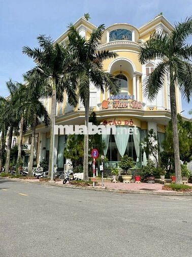 Cơ hội sở hữu 2 tòa nhà thương mại vị trí vàng ngay trung tâm TP Huế