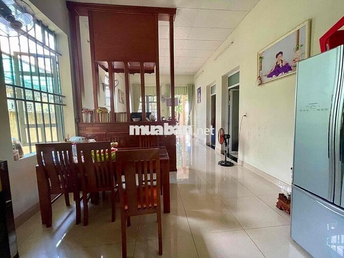 Nhà yến mặt tiền KDC - 220m2 - dòng tiền đều