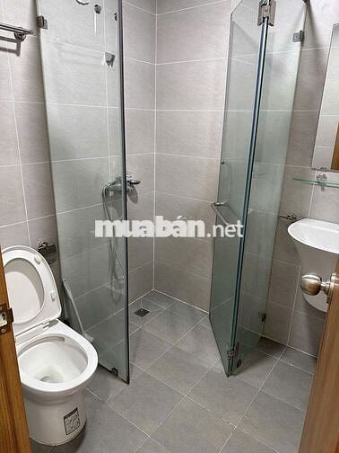 Cho thuê căn hộ 2PN-2WC View hồ bơi mát mẻ